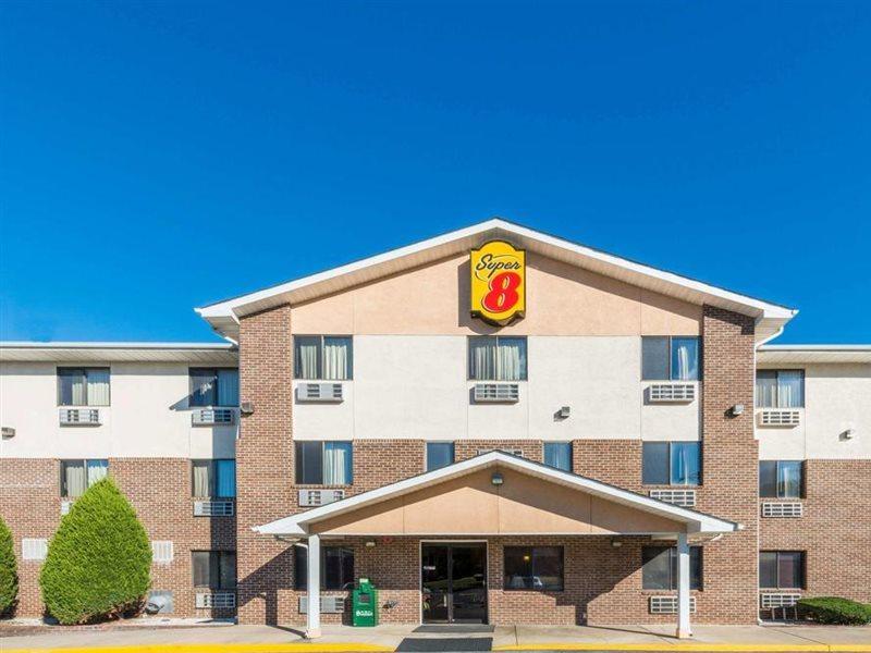 Super 8 By Wyndham Front Royal Hotel Eksteriør billede